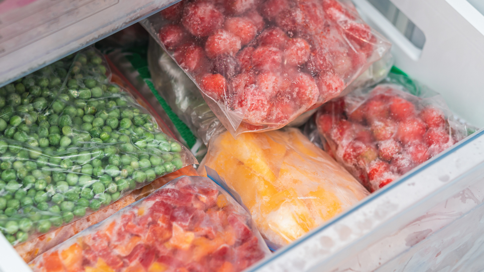 DWBL Foods Pulp & Frozen Products for Food Industry | DWBL Foods